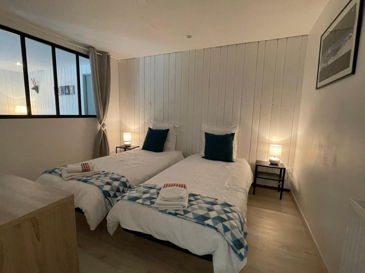 Maison L'aiguille: Mountain Retreat With Guest *