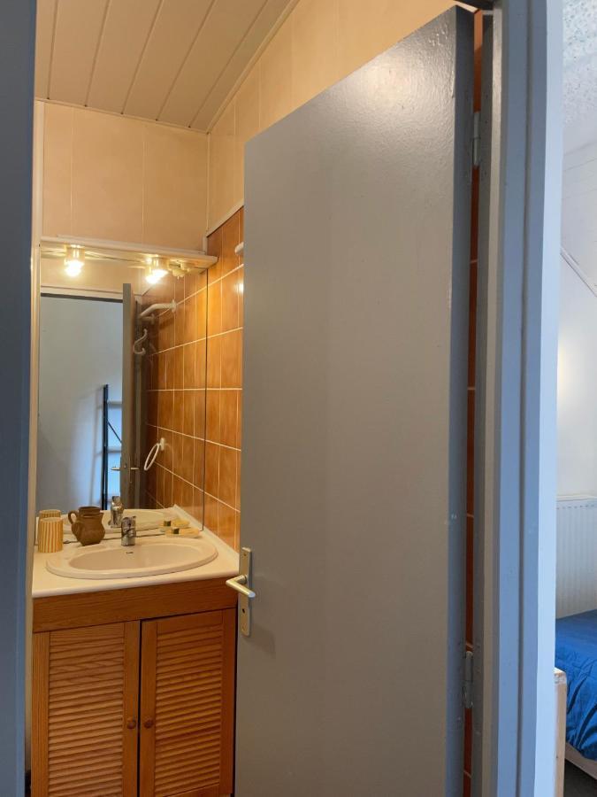 Maison L'aiguille: Mountain Retreat With Guest *