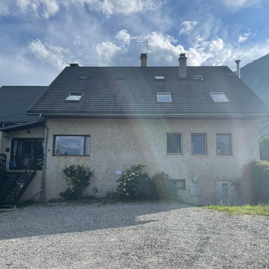 Apartment Maison L'aiguille: Mountain Retreat With Guest