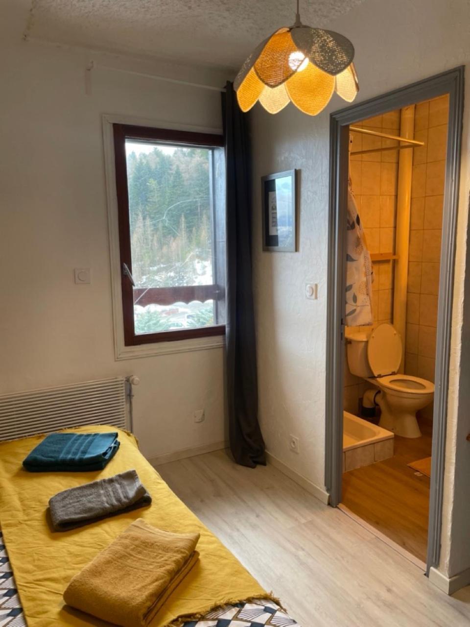 Apartment Maison L'aiguille: Mountain Retreat With Guest *