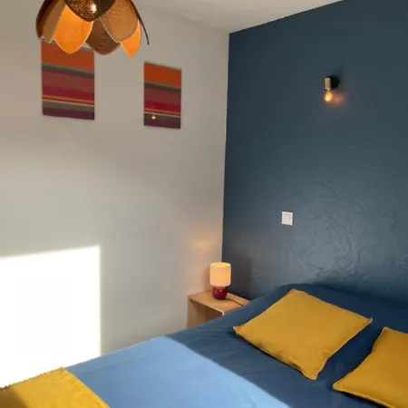 Maison L'Aiguille: Mountain Retreat with Guest Apartments Laye Exterior photo