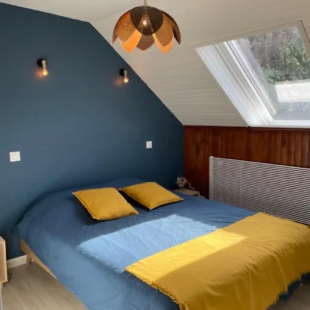 Maison L'Aiguille: Mountain Retreat with Guest Apartments Laye Exterior photo
